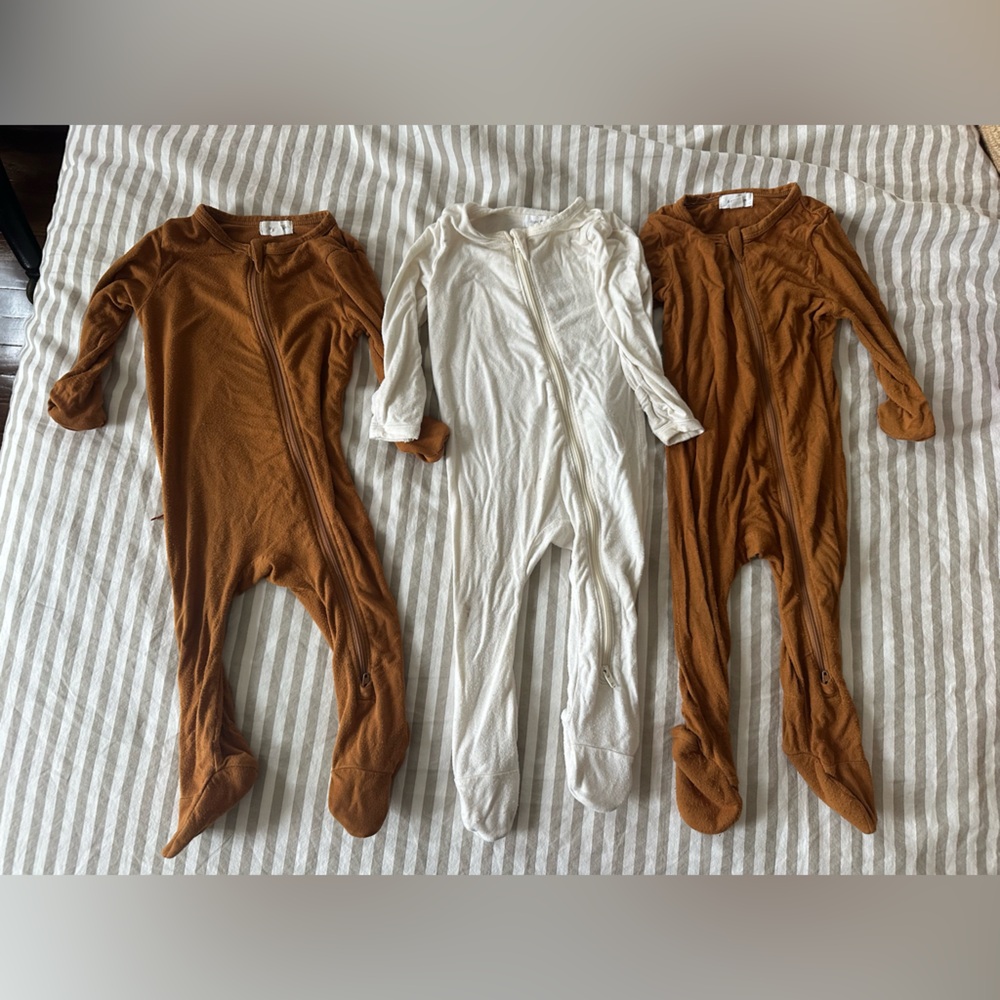 Angel Dear Footed Pajama Play Condition Bundle of Three 6-9m